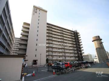 コスモハイツ新大阪の外観（北東側から）