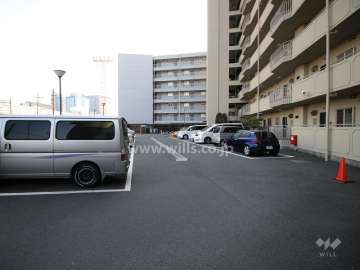 敷地内駐車場（屋外平面式）