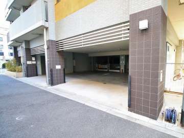 駐車場の出入口