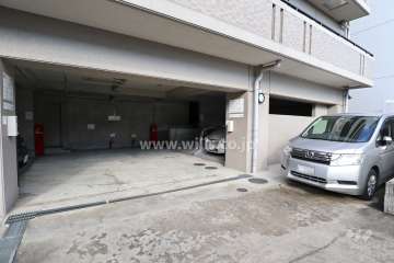 敷地内駐車場(屋外平面式・屋内機械式・屋内平面式)