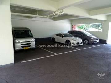 敷地内駐車場（屋内平面式）