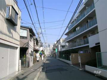 敷地西側の道路