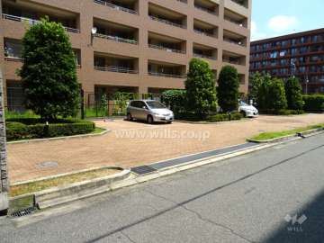敷地内駐車場（屋外平面式）