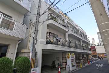 十三エステートハイツの外観（南西側から）