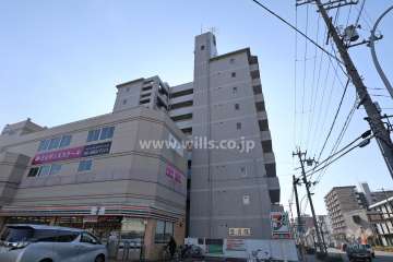 十三本町ユニハウスの外観（北側から）