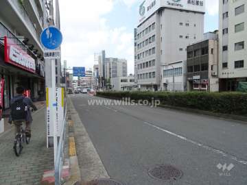 敷地東側の前面道路(国道176号線)