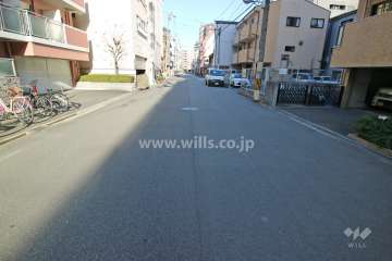 敷地南東側の前面道路