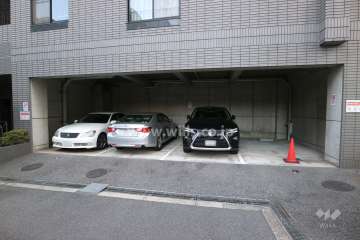 敷地内駐車場（屋内平面式）