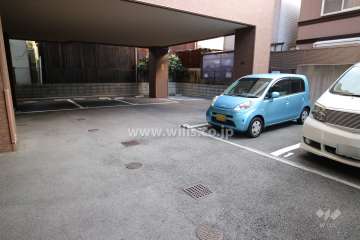 敷地内駐車場（屋外平面式）