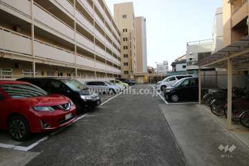 敷地内駐車場(屋外平面式)