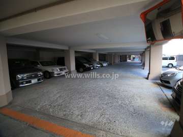 敷地内駐車場（屋内平面式）