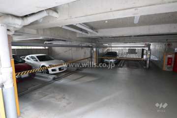 敷地内駐車場（屋内機械式）