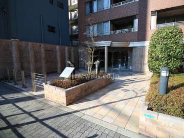 エントランスアプローチ