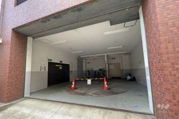 敷地内駐車場(屋内機械式)