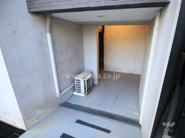 駐輪場出入り口