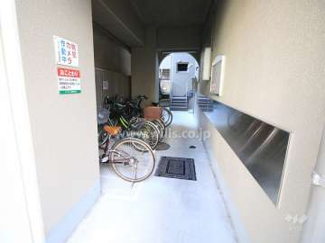 敷地内自転車置場