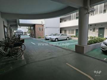 敷地内駐車場(屋外平面式)
