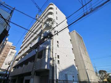 リーガル新大阪の外観（南東側から）