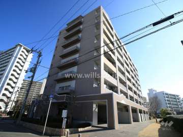 アーベイン東三国30号棟の外観（南西側から）