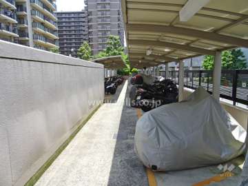 バイク置場