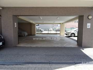 敷地内駐車場（屋内平面式、屋外平面式）