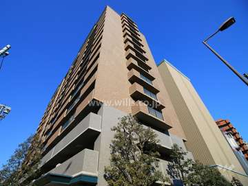 モンセーヌ東三国