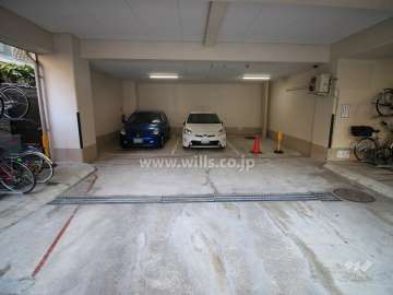 敷地内駐車場（屋内平面式）