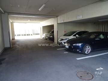 敷地内駐車場（屋内平面式）