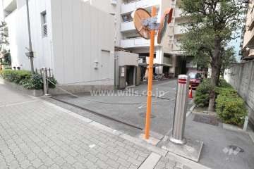 駐車場入り口