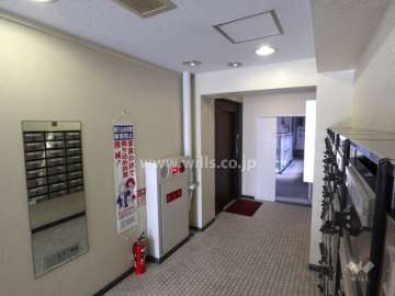 エントランスホール