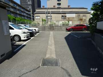 敷地内駐車場