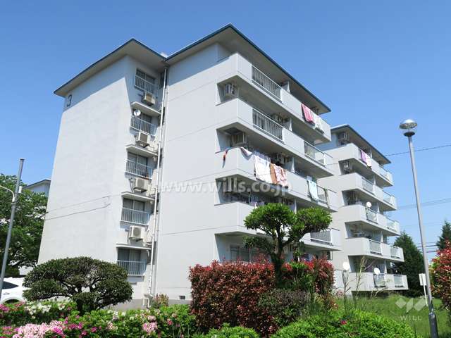 平田住宅3号棟の外観（南西側から）