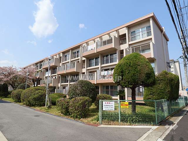 猪子石南住宅7号棟の外観(南東側から)