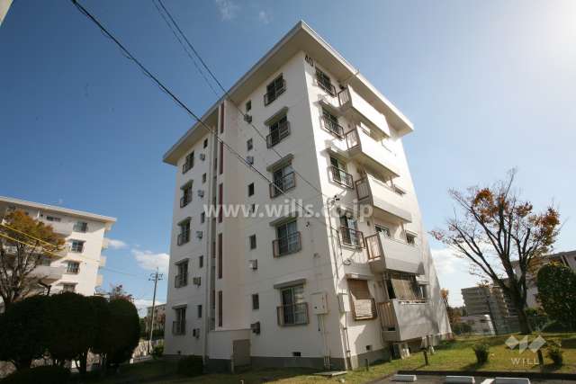 相生山団地40棟の外観