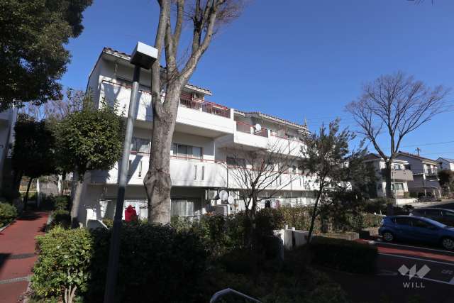 タウン上八事6号棟の外観（南西側から）