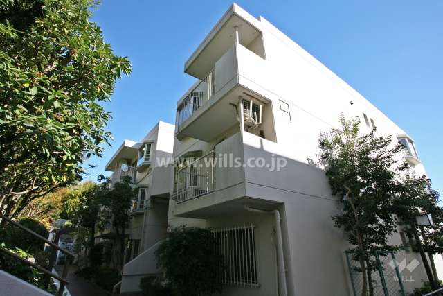 サニーヒル表山9号棟の外観