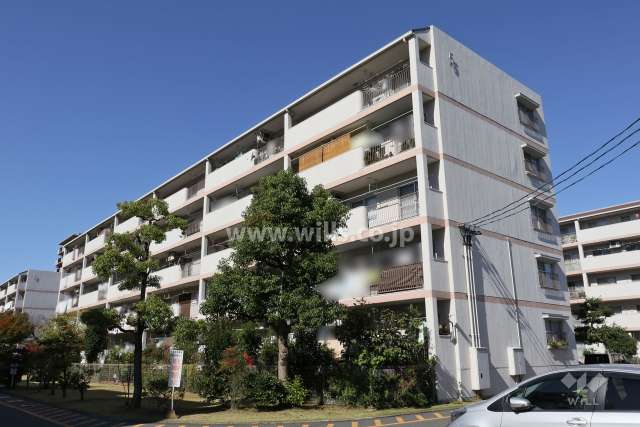 上飯田ハイツ5棟の外観（南東側から）