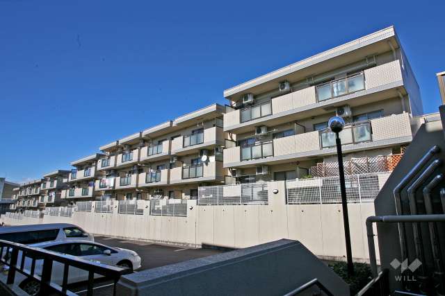 シティコーポ第二滝の水2号館の外観(南側から)