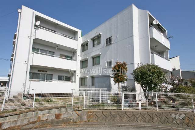 有松グリーンハイツ16号棟の外観