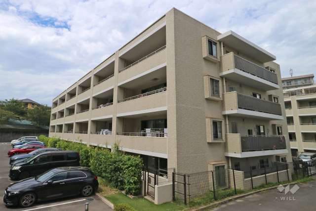 ヴィークステージ茶屋ヶ坂フォレストテラスの外観（南東側から）