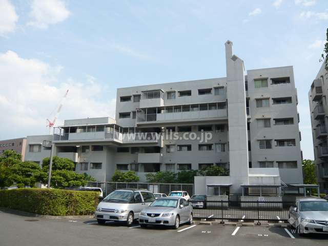 北側から見たD棟の外観