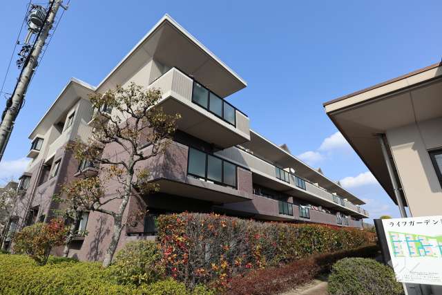 ライフガーデン瀬戸水野２番館の外観（南西側から）