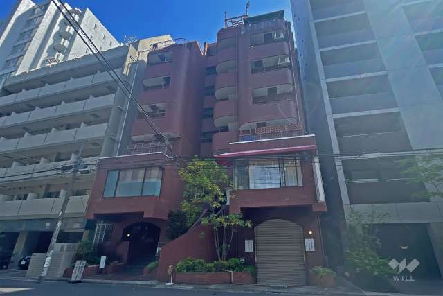 エクレール南麻布の外観（北西側から）