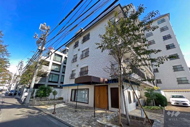 秀和第2北青山レジデンスの外観（南西側から）