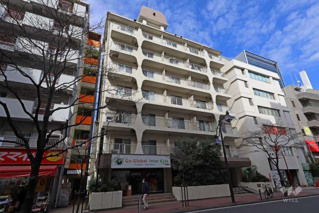 田町サンハイツの外観（南西側から）