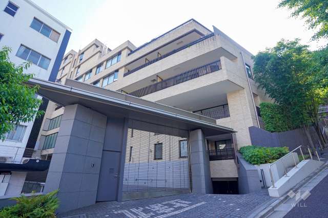 フォレストテラス鳥居坂の外観（北東側から）