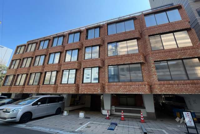 バルミー赤坂の外観（北西側から）