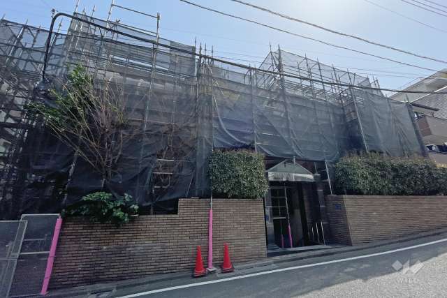 スターロワイヤル高輪の外観（北西側から）※2022年11月現在、大規模修繕工事中