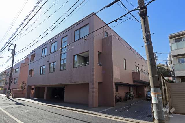 高輪フラットの外観（南西側から）