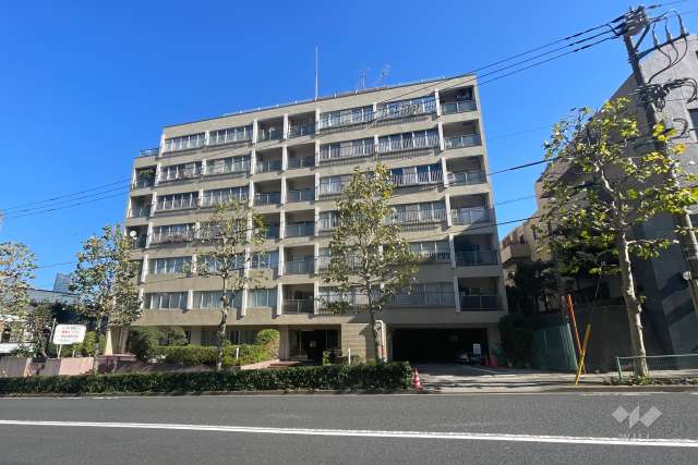 シーアイマンション高輪の外観（南西側から）